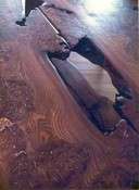 Table en orme � de Tim Stead